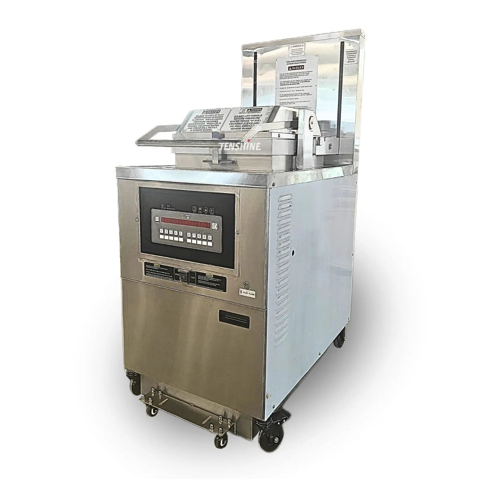 Commercial pressure fryer featuring a digital control interface, designed for high-volume kitchens. Ideal as a pressure cooker fryer for enhanced efficiency and oil conservation.