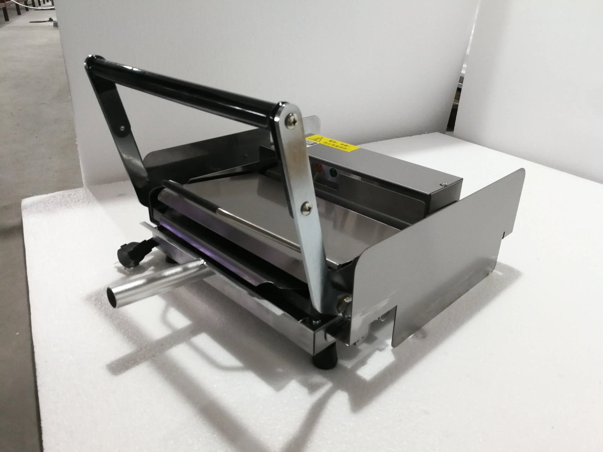 Commercial Hamburger Bun Toaster with Adjustable Tray Height – Sandwich Bread Toaster TFS - 206SHamburger Bun Toaster